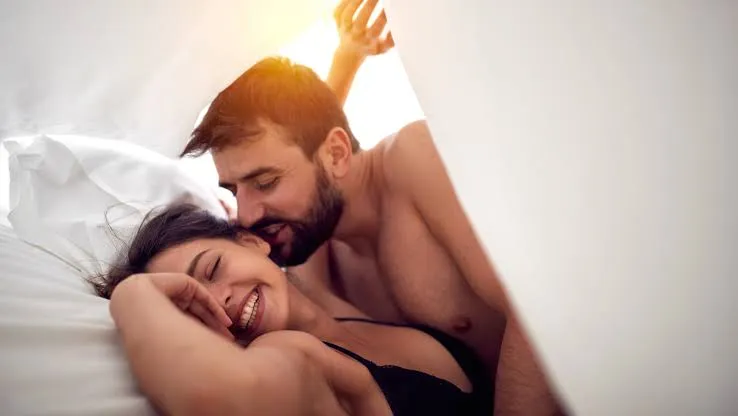 Esto hace que un hombre sienta más deseo por una mujer