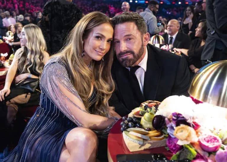Ben Affleck hace comentarios sobre JLo a más de dos años de su separación